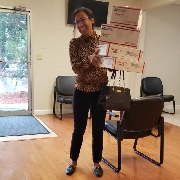 Meet your Posher, .k8teskloset. - Picture 3 of 8